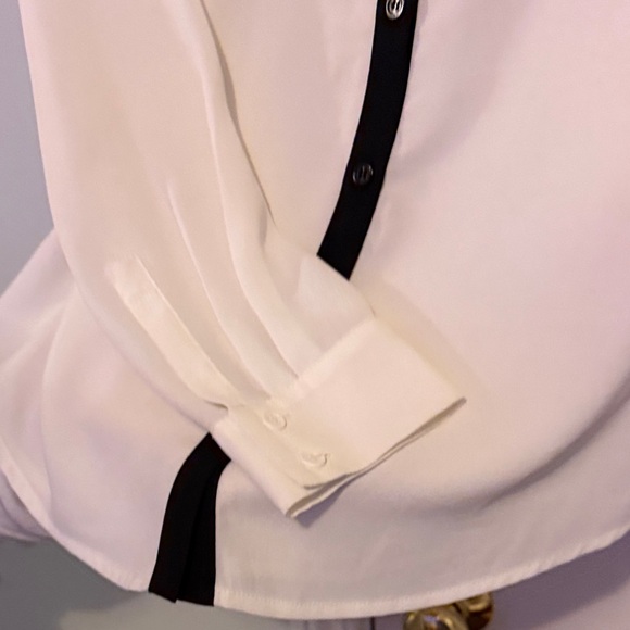 Bellatrix Ivory Blouse with Midnight Accents - Picture 4 of 5